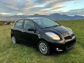 Toyota Yaris 1,0 VVTI r.v. 2010 - 7