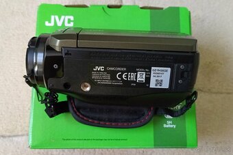 JVC Everio R (vodotesná kamera) - 7