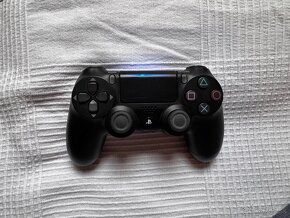 Playstation 4 PRO 1T B+ 2x Dualshock V2 - 7