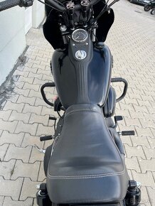 HARLEY DAVIDSON FXDC SUPER GLIDE - 7