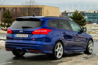 Ford Focus Kombi 2.0 EcoBoost ST X - 7