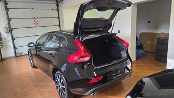 Volvo V40 Momentum 2,0d 110kW Automat - 7