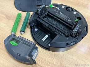 iRobot Roomba i7+ - 7