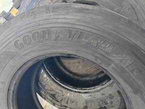 315/70 R22.5 Goodyear KMAX S - 7