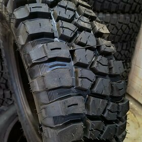 205/70 R15 , 225/70 R15 KM2 - 7