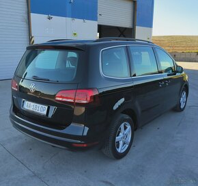 VW Sharan - 7