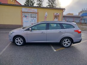 Predám Ford Focus 1.0 Eco bust. Možný leasing. - 7