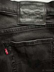 Pánske,kvalitné džínsy LEVIS 519 - veľkosť 32/30 - 7