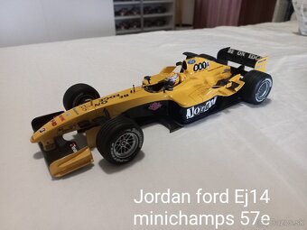 Modely F1 1:18 - 7