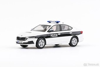 Škoda Octavia IV zahraniční policie 1:43 Abrex - 7