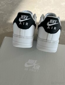 Nike air force 1 tenisky bielo čierne - 7