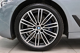 BMW Rad 5 Touring 530d xDrive M-Sport - 7