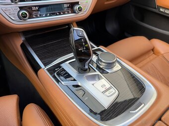 BMW 730d xDrive - 7