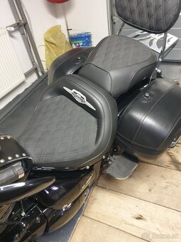 Suzuki intruder 800c - 7