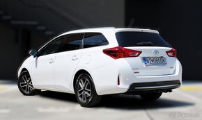 Toyota Auris Touring Sports 1.6 l Valvematic Trend, SK pôvod - 7