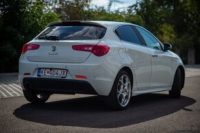 Alfa Romeo Giulieta 125kw benzín - 7