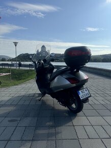 Aprilia Atlantic 200 - 7