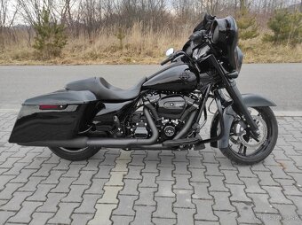 Harley Davidson Street Glide - 7