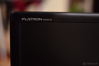 LCD monitor LG Flatron W2252TQ-PF - 7