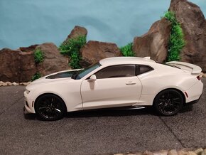 Prodám nový model 1:18 Chevrolet Camaro ZL1 2017 - 7