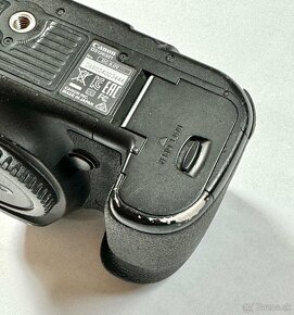 Canon EOS 5D Mark III - 7