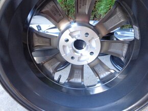 Kia Stonic original R16 aludisky 4x100 - 7