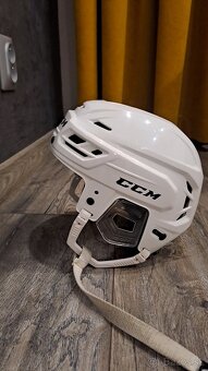 Prilba CCM tacks 310 - 7