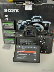 Sony A7 II + extra batérie a nabíjačka + 32Gb SanDisk - 7