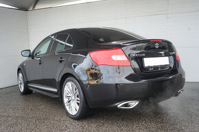 23 - SUZUKI Kizashi, 2011, benzín, 2.4 CVT 4WD, 131kW - 7