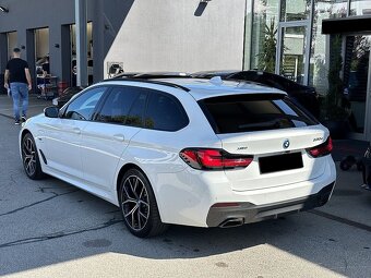 BMW 530e xDrive - 7