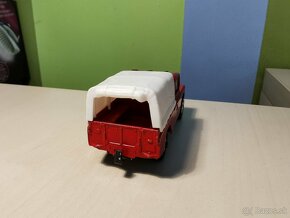 Corgi toys Land Rover - 7