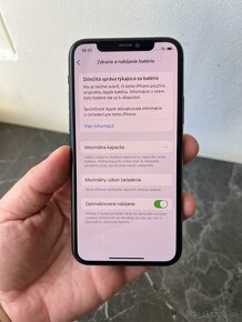 Predám vymenim Iphone 11 Pro 64GB Space Gray - 7