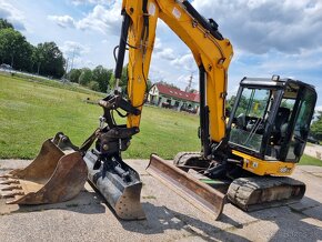 JCB 65R 2018 2900mth - rychloupínač + 2 lžíce - 7