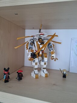 Lego Ninjago zlatý robot 71702 - 7