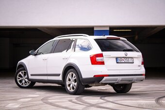 Škoda Octavia Combi SCOUT 2.0TDI DSG 4x4 - 1.majiteľ - 7