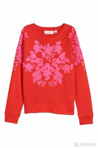 H&M Červenoružová mikina pulóver s nášivkou crewneck XS 34 - 7