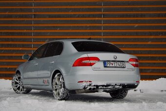 Škoda Superb 2.0 TDI CR 4x4 Business - 7