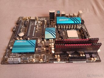 ASROCK 990FX Extreme6 - 7