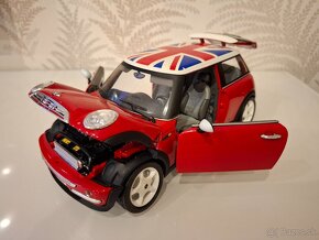 Bburago 1:18 KIT Mini Cooper - 7