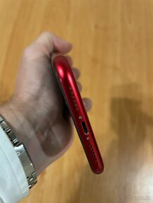 iPhone 11 ProductRED - 7