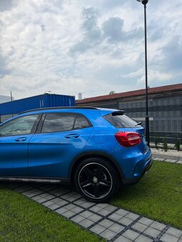 Mercedes gla 200d 100kw NUTNÁ OPRAVA RADIA - 7