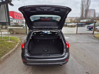 Predám  Ford Focus Kombi 1.5 TDCi EcoBlue Edition - 7