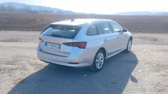 ŠKODA OCTAVIA 4 combi 2.0 TDI STYLE - 6 st. manual - 7