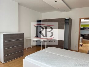 BEZ PROVIZIE Priestranný 3-izbový apartmán vo Vienna Gate v  - 7