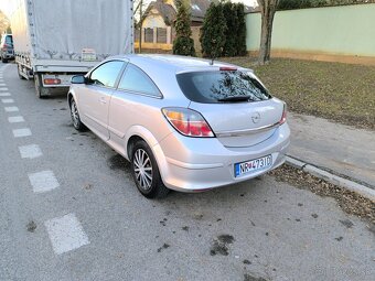 Opel astra gtc - 7