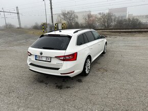 Škoda Superb - 7