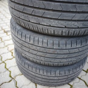 Predám letné Pneumatiky Hankook 215/55R17 - 7