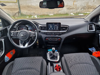 Kia Ceed SW 1.6 CRDi GOLD 2019, manuál (6st) - 7