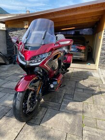 Honda Goldwing - 7