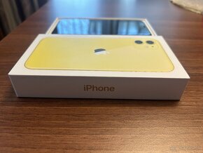 iPhone 11 64Gb Yellow - 7